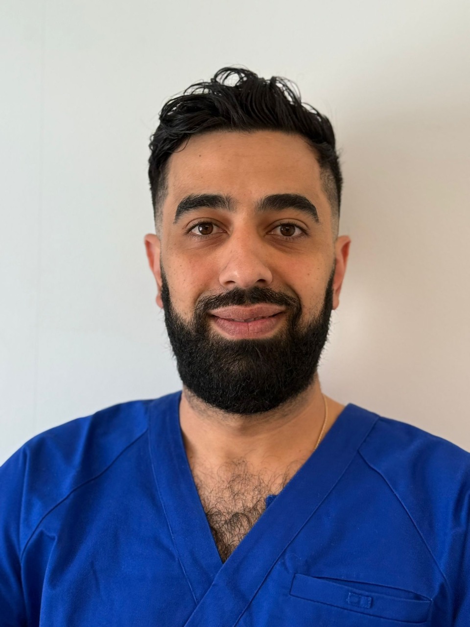 pourya bild Bilde av tannlege seyed